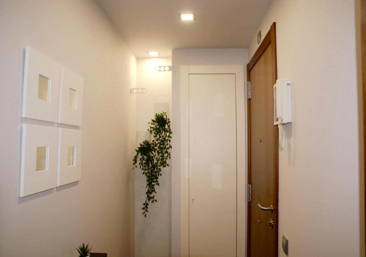 Carmed Homely Apartment By Hlclub Agency ヴィラノヴァ・イ・ラ・ジェルトル エクステリア 写真