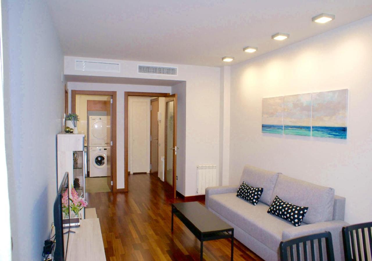 Carmed Homely Apartment By Hlclub Agency ヴィラノヴァ・イ・ラ・ジェルトル エクステリア 写真
